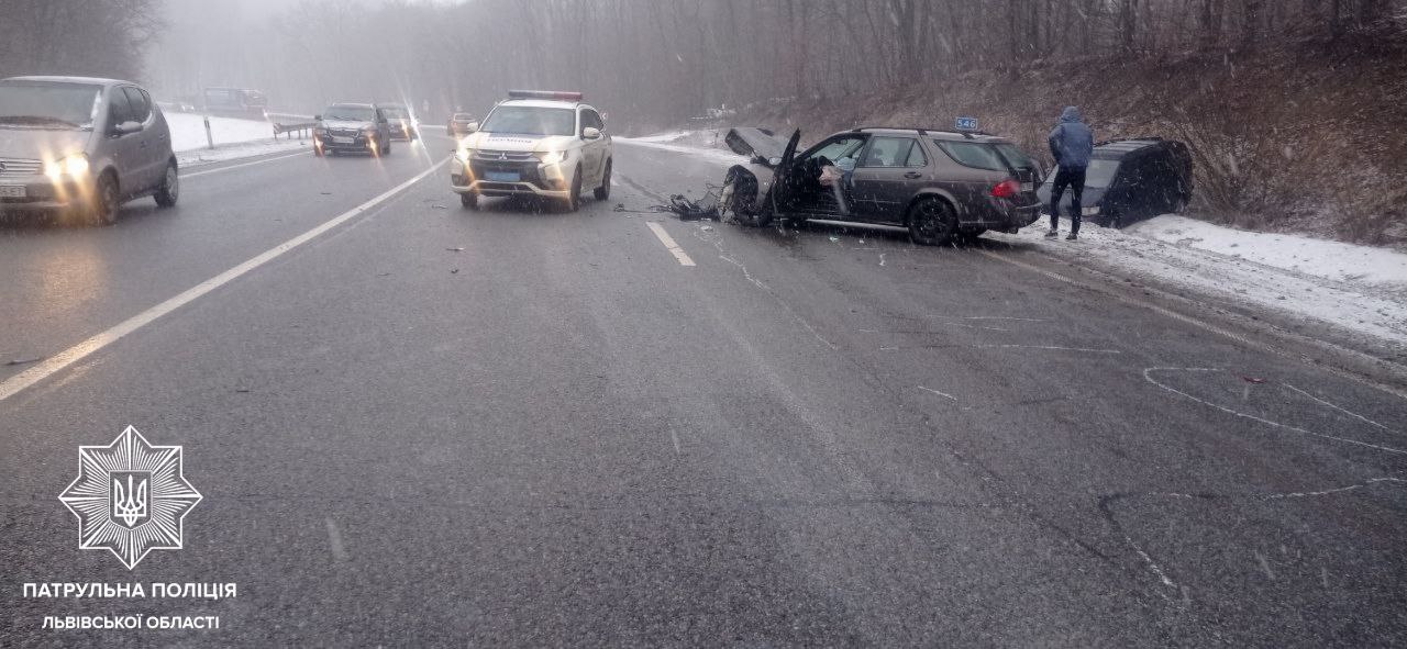 Через ДТП на об'їзній Львова ускладнений рух