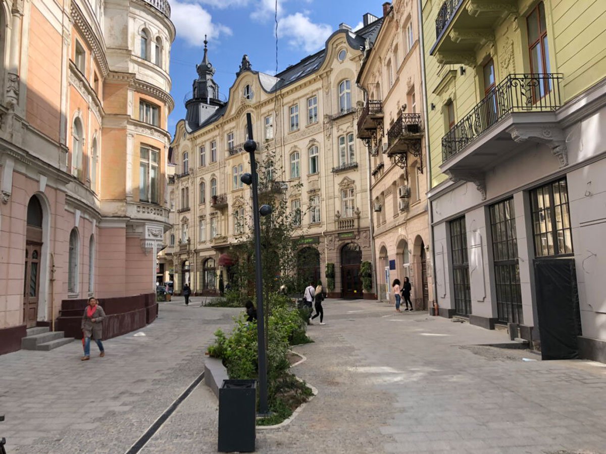 Нові пішохідні вулиці. Фото: mobilitylviv.com