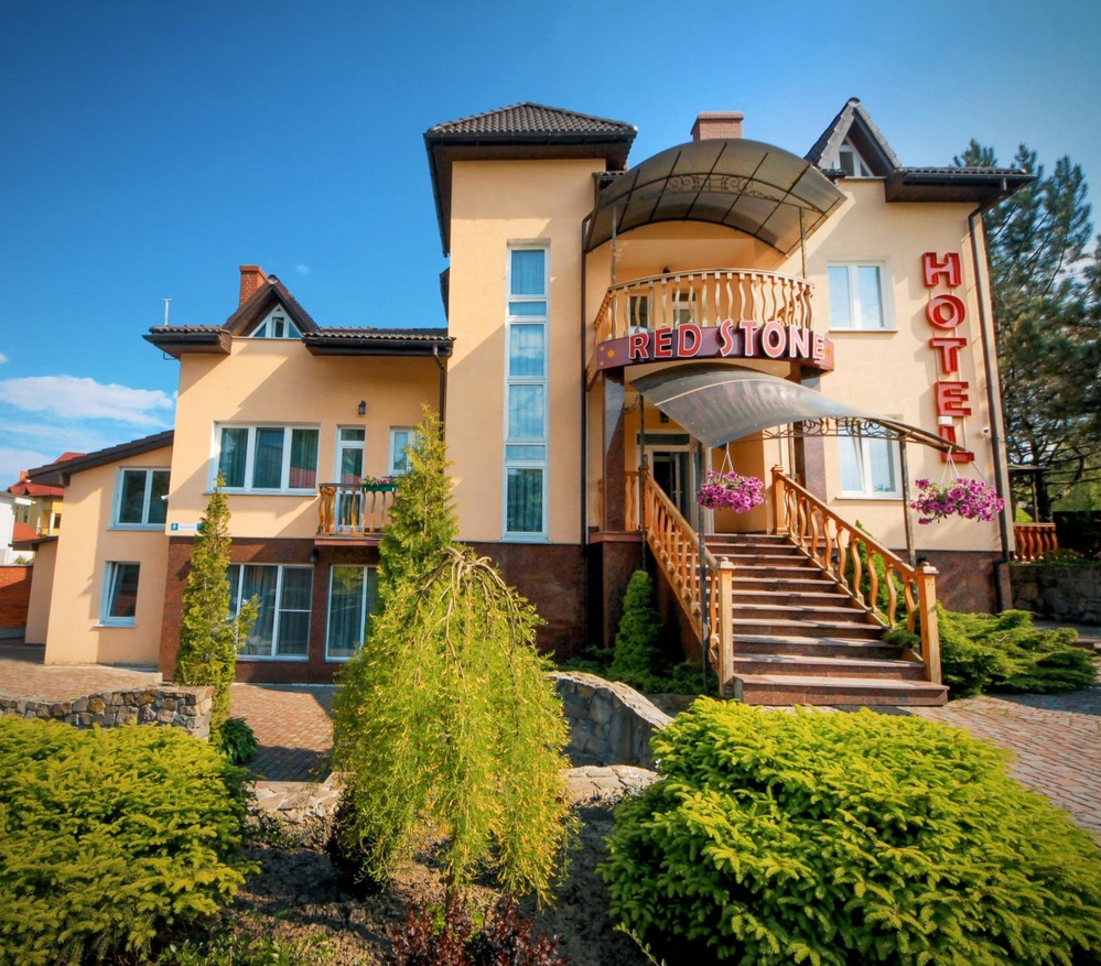 Готель «Red Stone». Фото: truskavets-sanatorii.com