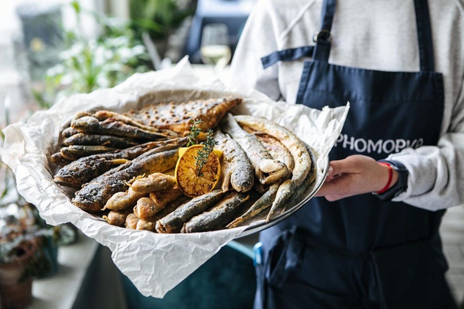 Рай для любителів риби. Фото: "Анчоусна Львів"/Фейсбук.