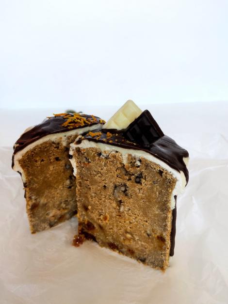 Які незвичайні паски можна купити у Львові. Фото: Смак життя