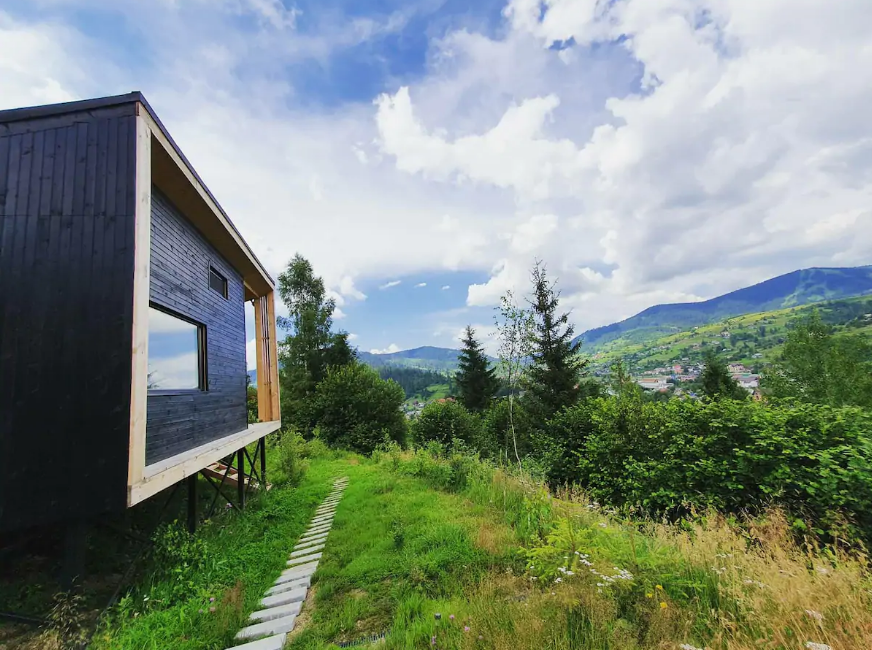 7 унікальних помешкань в Україні для туристів, яких важко здивувати. Фото: airbnb.com.ua