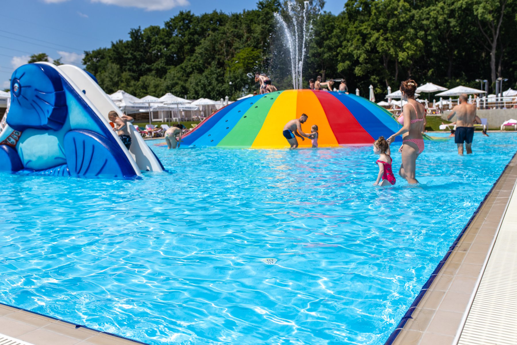 Огляд закладів із басейнами у Львові: ціни 2022