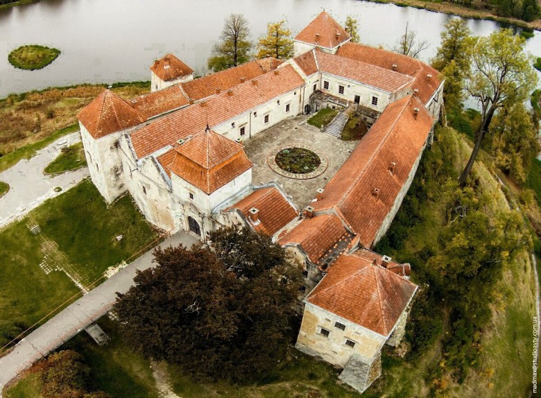 Свірзький замок. Фото: vidviday.ua