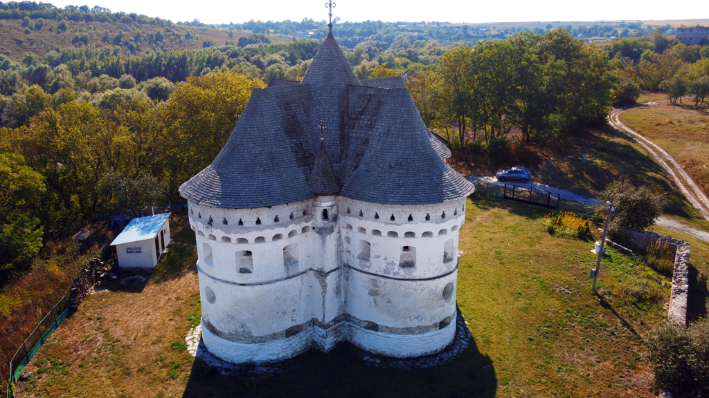 Село Сутківці.