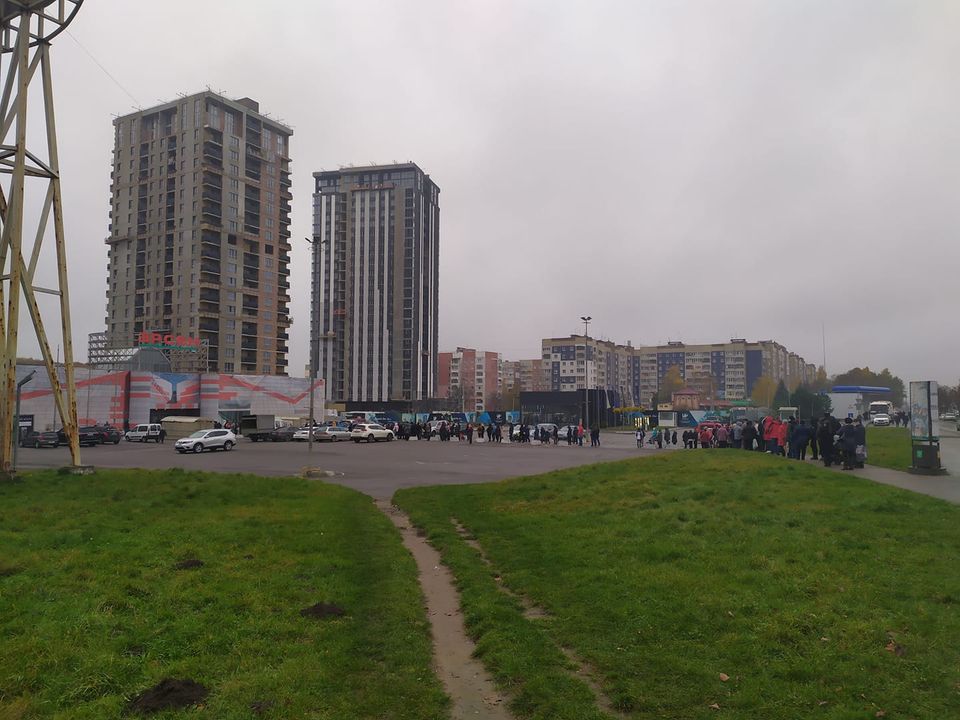 На Сихові відкрили новий «Арсен». Фото: Микола Сихівський