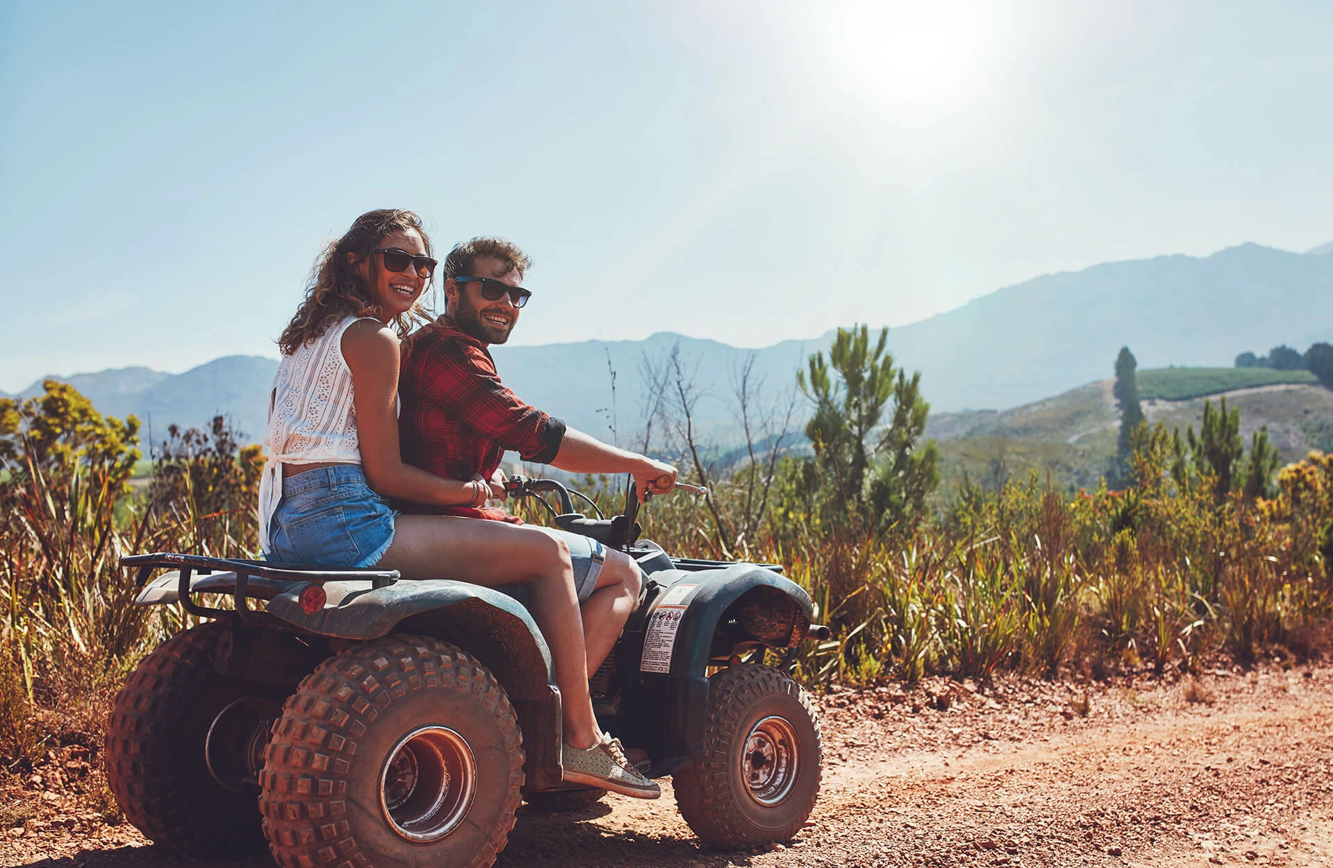 Що подарувати коханій людині на День закоханих: добірка ідей.
