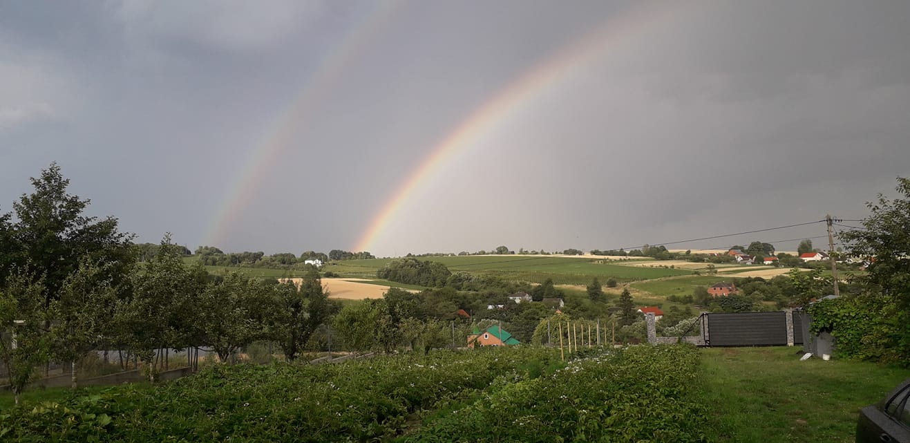 Гарний знак: Над Миколаєвом з’явилася подвійна веселка
