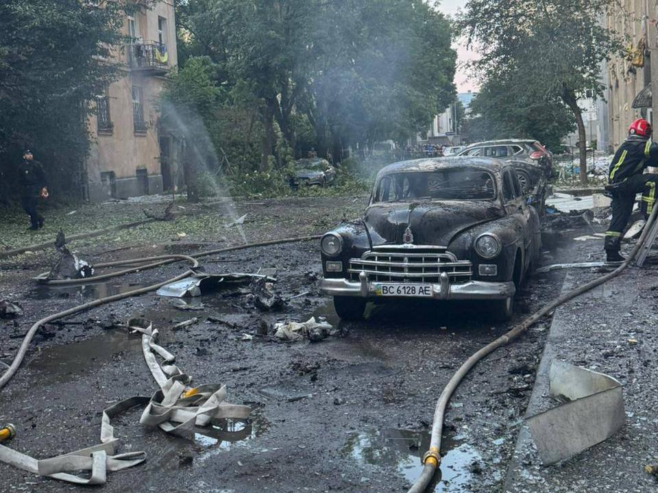 Вибухи у Львові 12 липня 2025:  що відомо, фото і відео