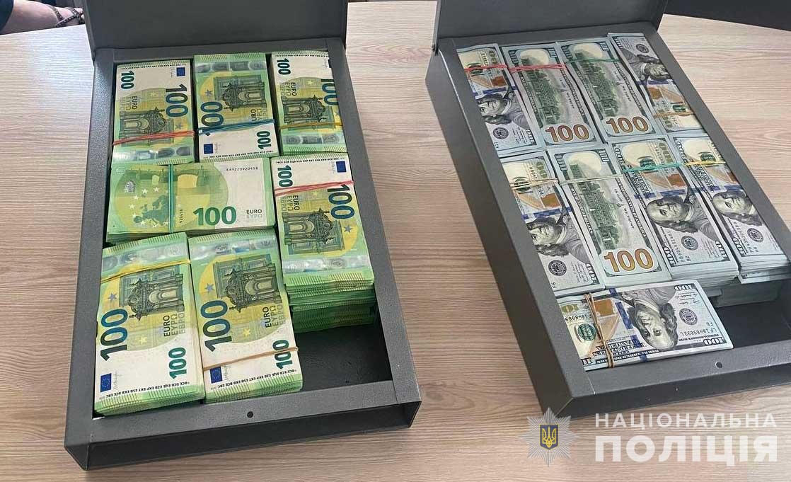 У Львові викрили мережу борделів з 10 інтимних салонів