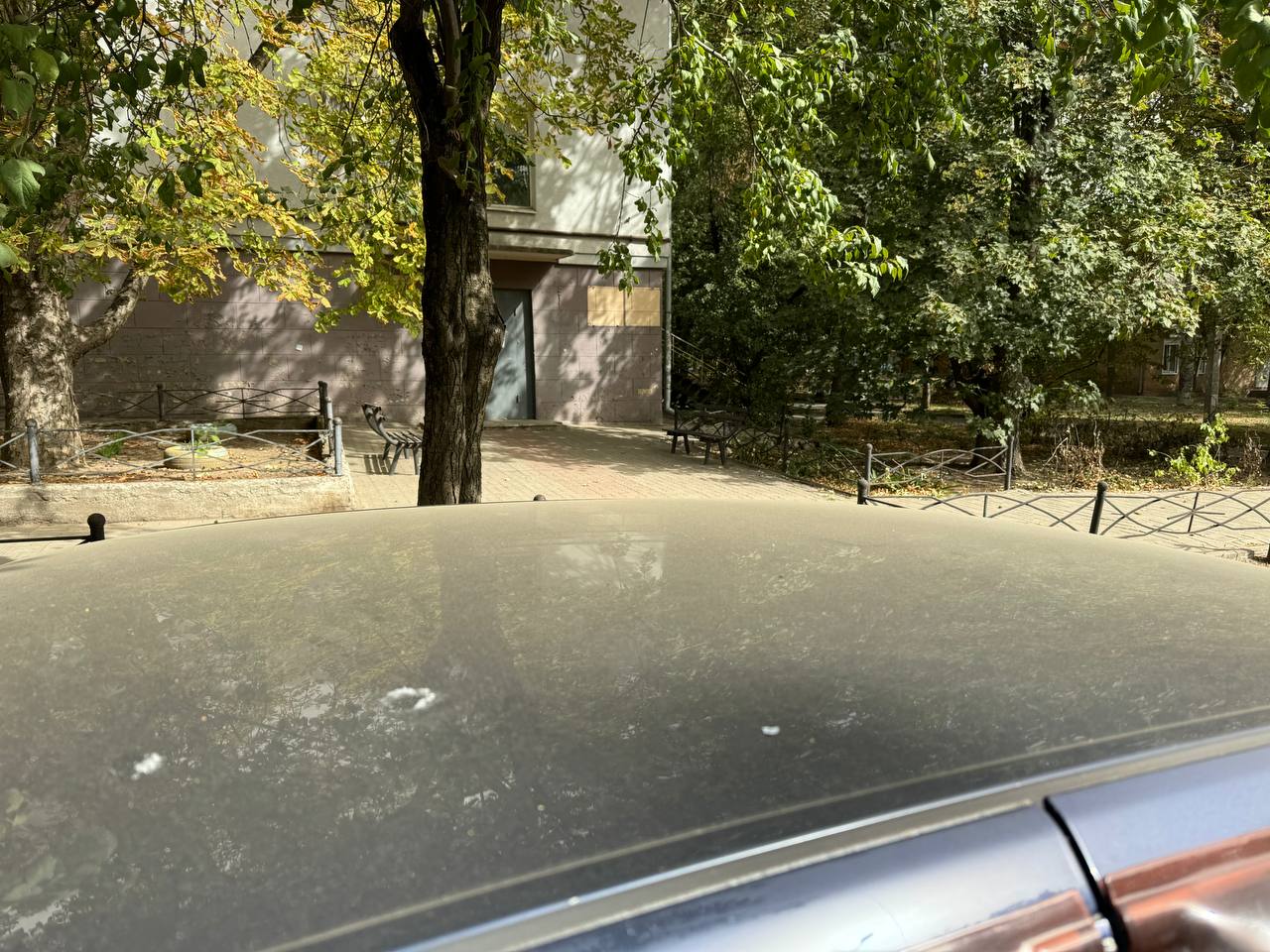 Протримається до п'ятниці: Україну накрила пилова буря із Каспії фото 4 3