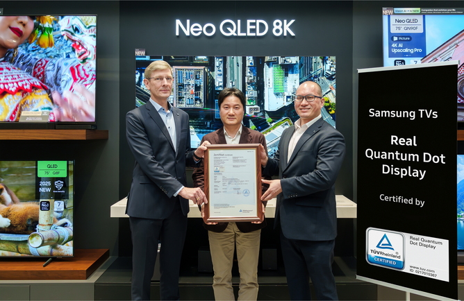 Чому Samsung залишається №1 на ринку телевізорів: секрет успіху в QLED та Vision AI