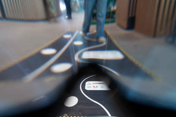 Напередодні різдвяних свят AB InBev Efes Ukraine активує соціальну кампанію "Випив? За кермо не сідай!" фото 4 3