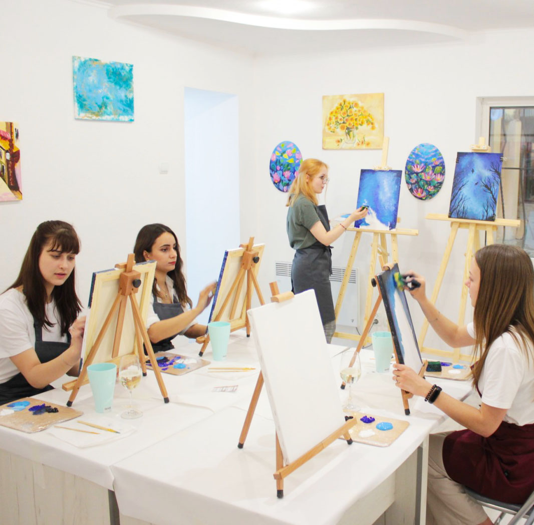 Майстер-клас "Малювання картин з вином".