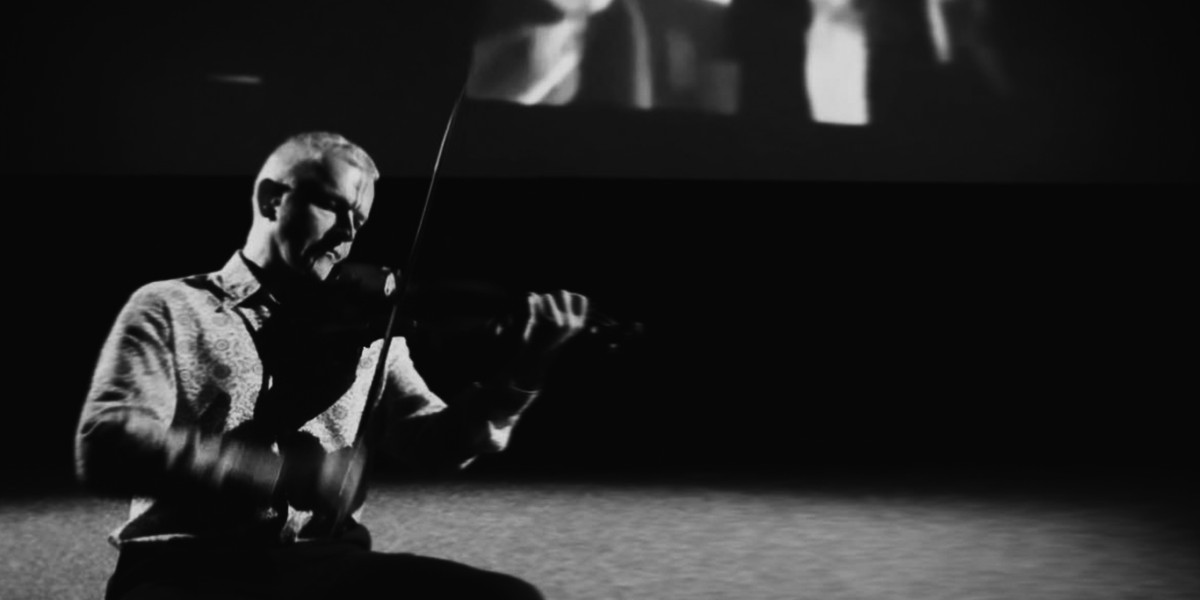 Музичні хіти світового кіноекрану.