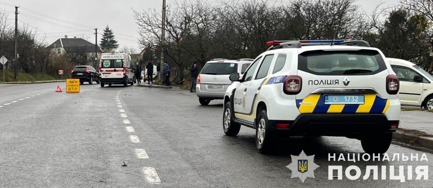 Загинув водій та травмувалися двоє пасажирів у результаті автозіткнення на Львівщині фото 1