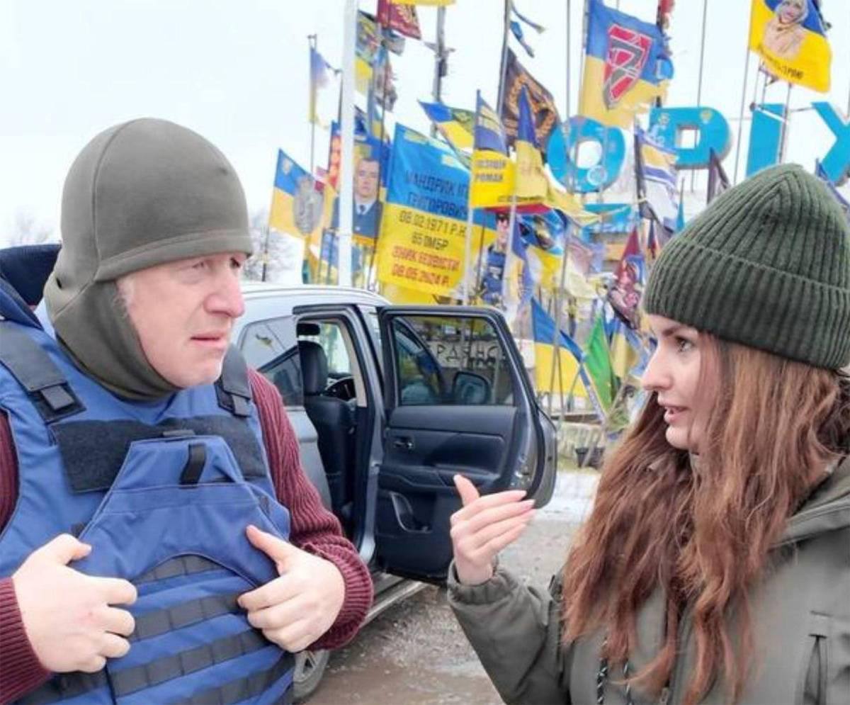 Борис Джонсон відвідав фронт у Запоріжжі - що він побачив.