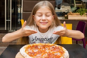 Піца з просекко: на Кривій Липі відкрили новий сімейний ресторан  фото 5