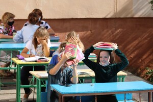 Фоторепортаж: у львівських школах проводять уроки просто неба  фото 1