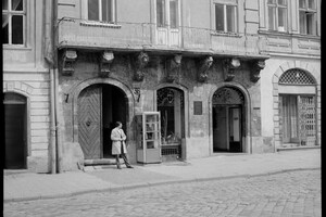 З непішохідною площею Ринок: У мережу виклали невідомі раніше фото Львова 1979 року фото 10