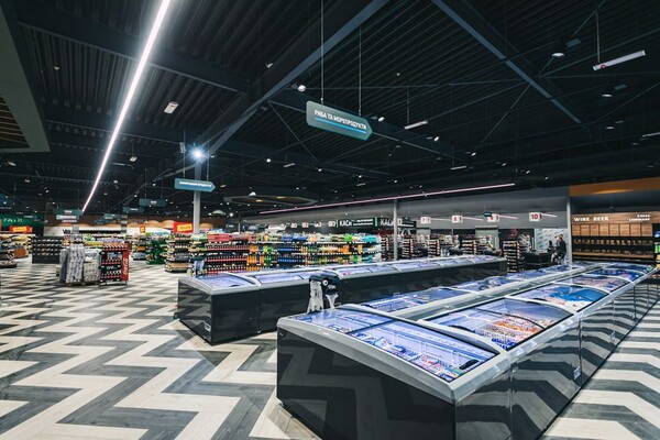 На Сихові відкрили новий «Арсен». Фото: Арсен мережа супермаркетів